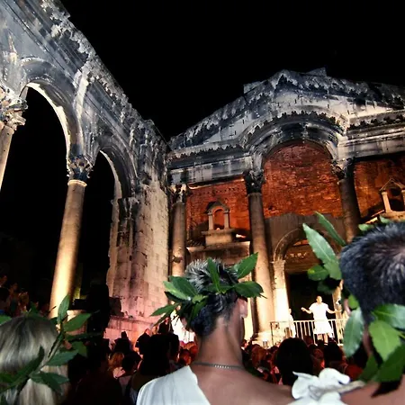 Croatia Sea View Apartment *