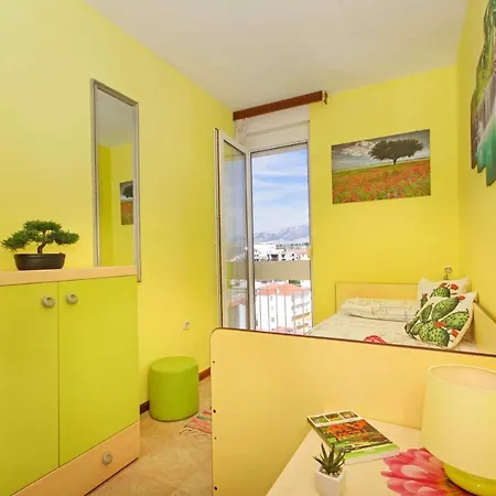 Апартаменти Croatia Sea View *